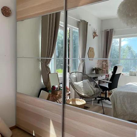 Cosy 750m From Forum *